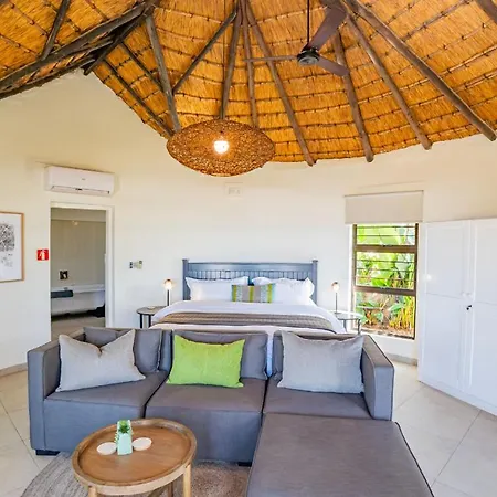 Shrimp Lane Cottages, Sea Horse Chalet Ballito Exterior photo